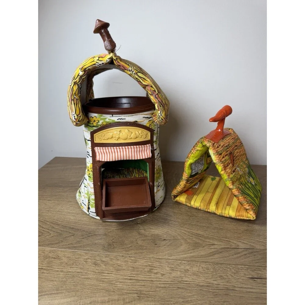 Vintage 1980 Fisher Price Woodsey Squirrel Tree Log House & Airport Hangar